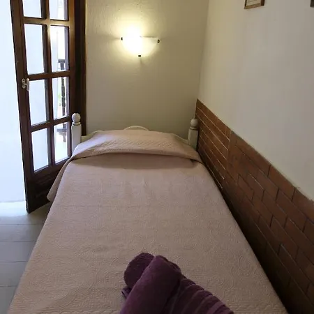 Taxiarchis Apartament *