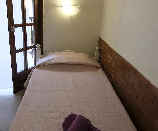 Taxiarchis Apartament *