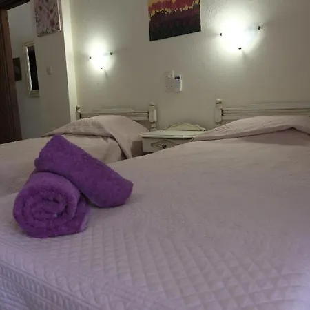 Taxiarchis * Σκιάθος Πόλη