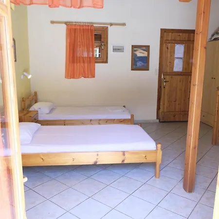 Taxiarchis * Skiathos