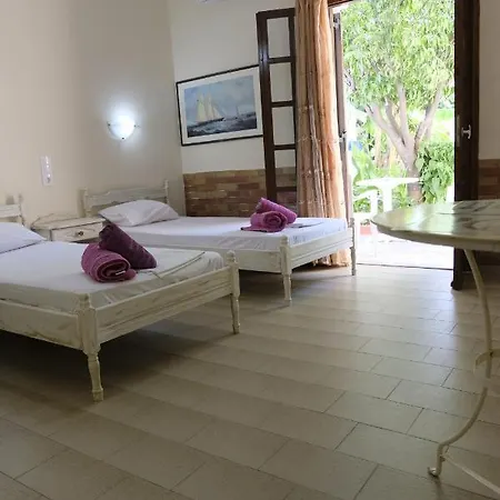 Apartament Taxiarchis Skiathos